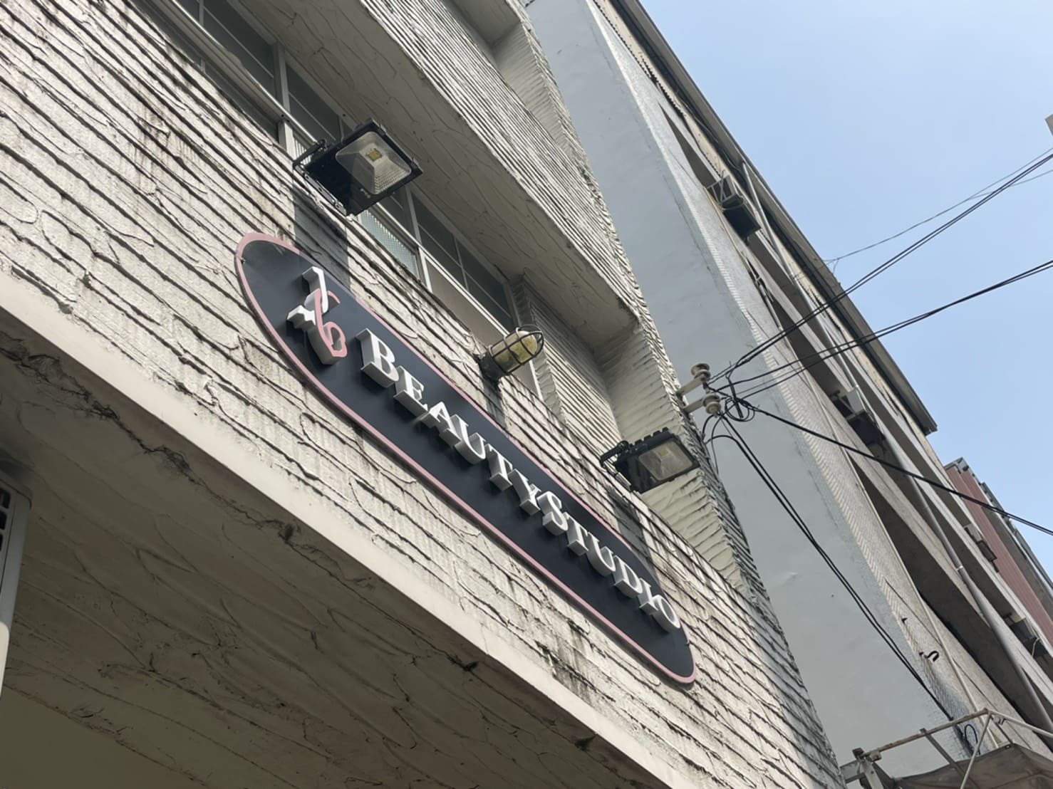 BEAUTY STUDIO